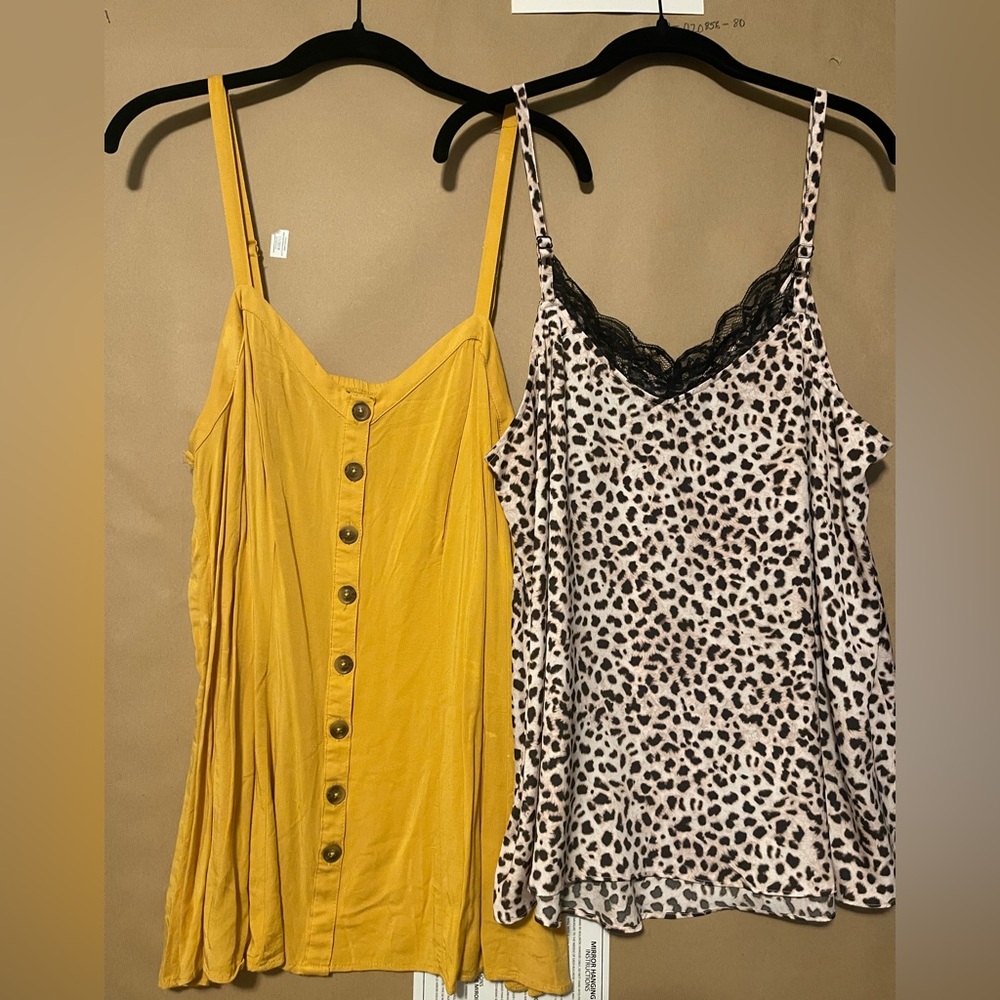 Lot of 2 Torrid tops, size 0X